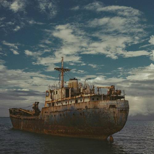  گفت نکن کردم گفت نکش کشیدیم گفت نرو رفتم آخه چه قدری من پستم